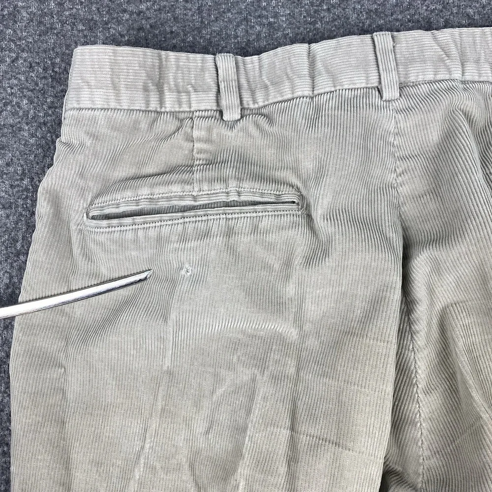 Eddie Bauer Men's Corduroy Pants Pleated 31‎ Brown 80's hipster wide leg Vintage